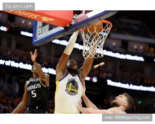 华莱士无球跑动打造内线威胁显著提升球队防守效率